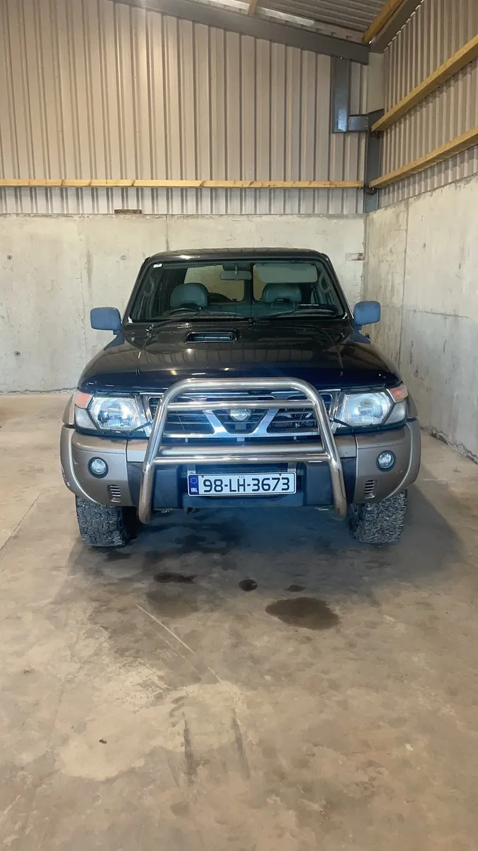 Nissan patrol breaking - Image 4