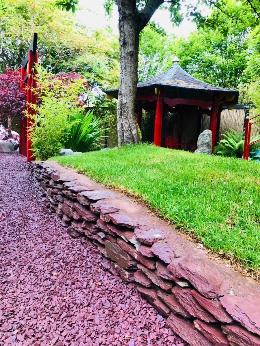 DECORATIVE STONE - PLUM SLATE - Image 1