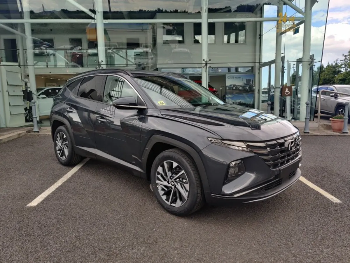 Hyundai Tucson Executive Plus Plug-in Hybrid - Image 1