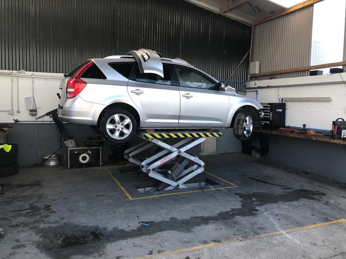 2012 Kia ceed diesel for parts