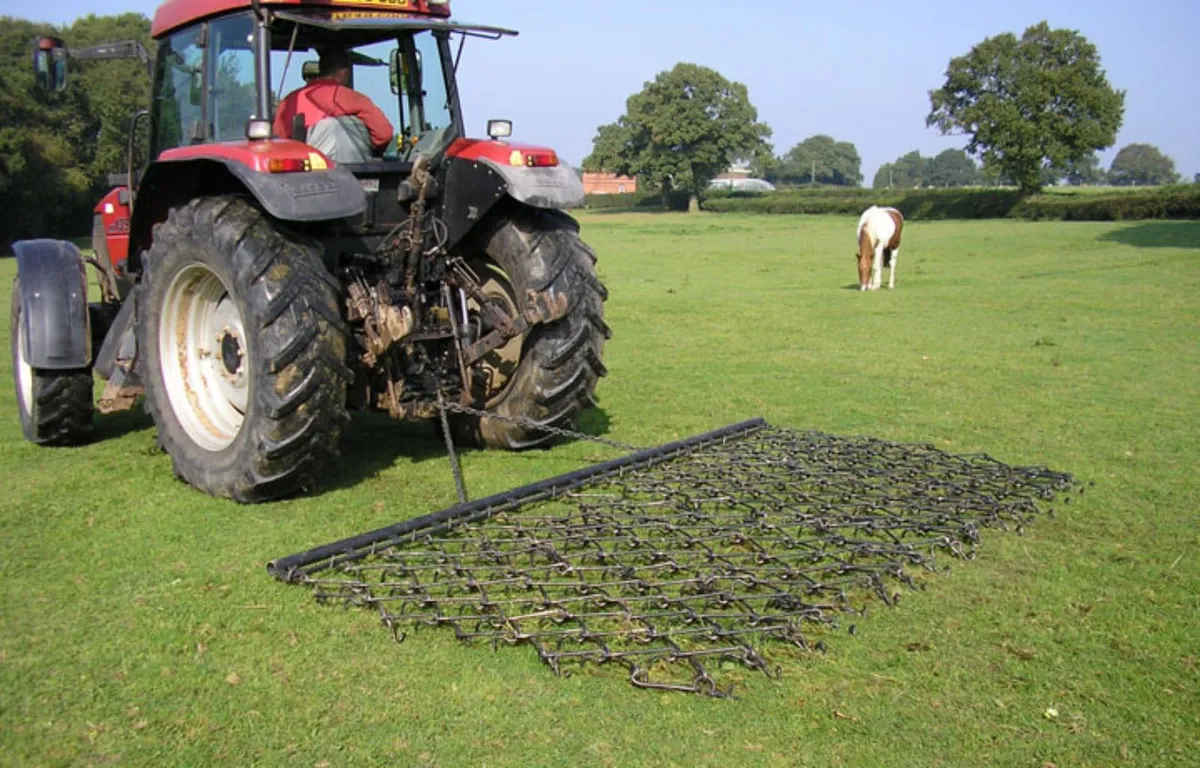 Hackett trailed chain harrows - Image 1