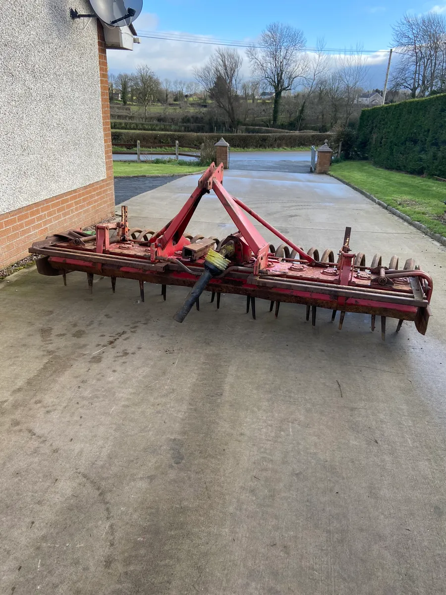 Lely 3 m powerharrow c/w flexi coil roller - Image 4