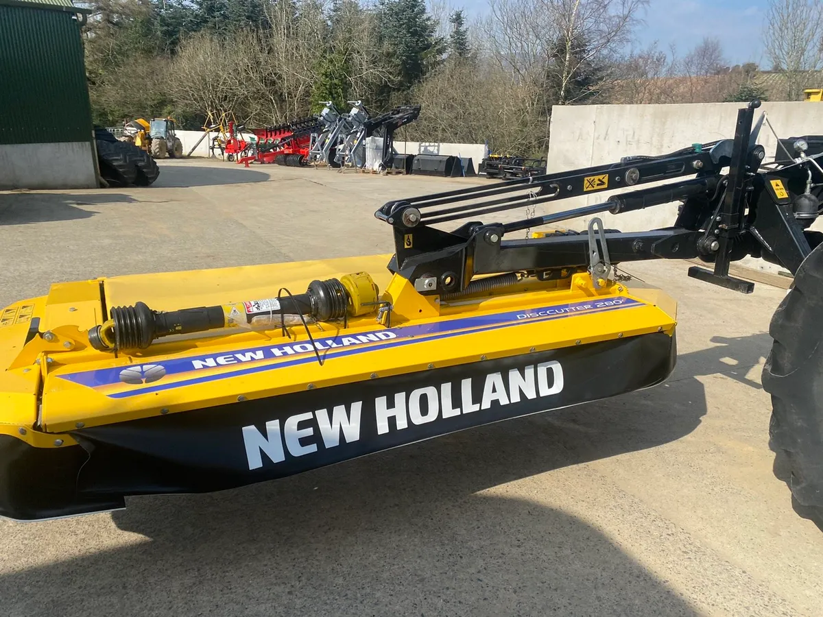 New Holland mowers, Tedders, rakes - Image 2