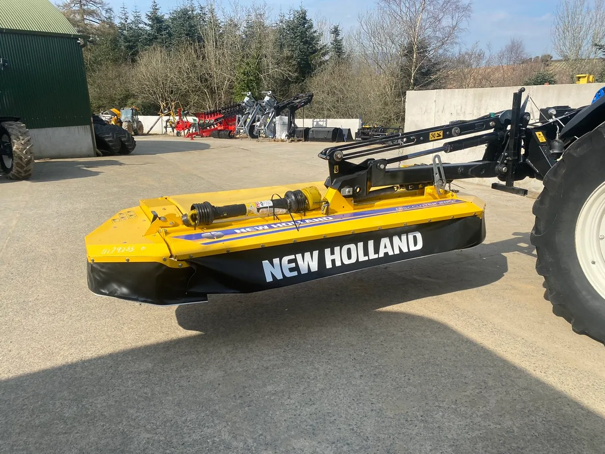 New Holland mowers, Tedders, rakes - Image 4