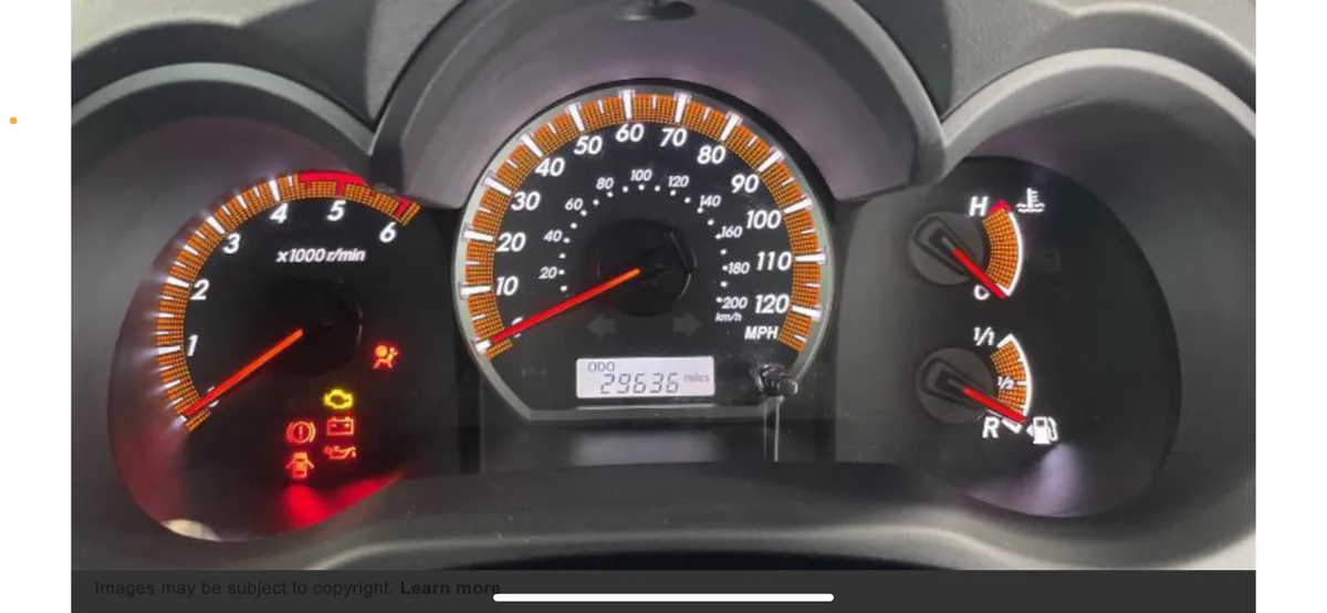 Toyota Hilux Speedometer Fuel gauge repair - Image 1