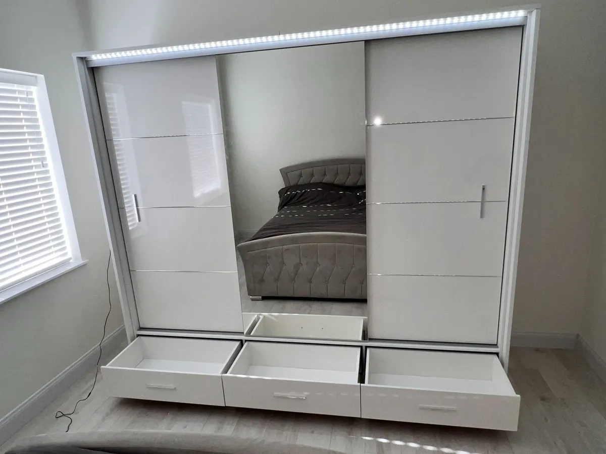 Sliding Wardrobe Parma 8'4ft. 255cm High Gloss !!! - Image 1