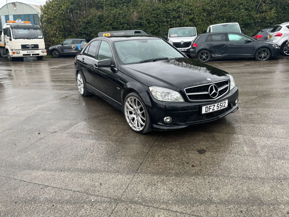 2011 Mercedes C220 CDI manual - Image 2