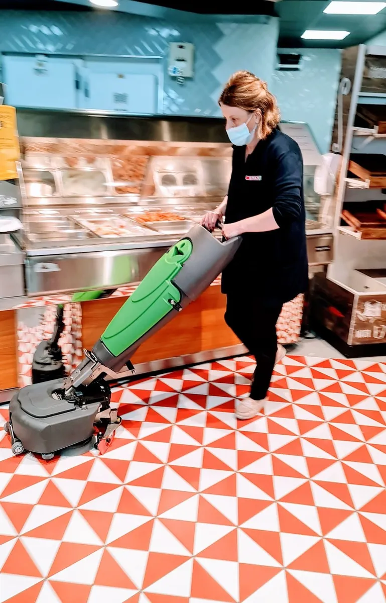 Green Clean M1 micro scrubber dryer floor cleaner - Image 1