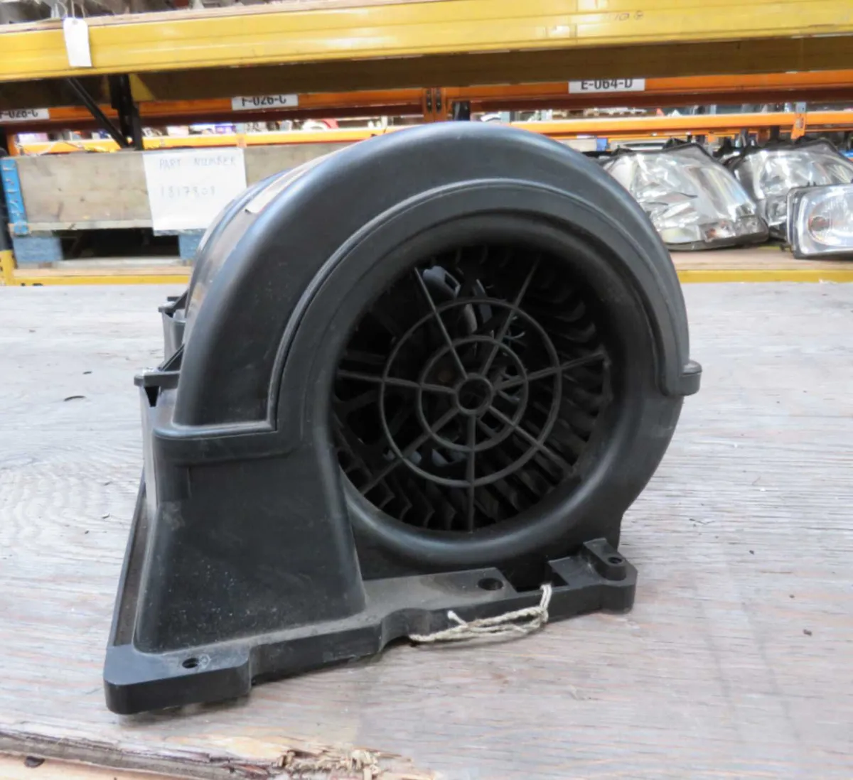 Used Air Conditioner Fan Unit for Volvo/DAF 228195 - Image 3