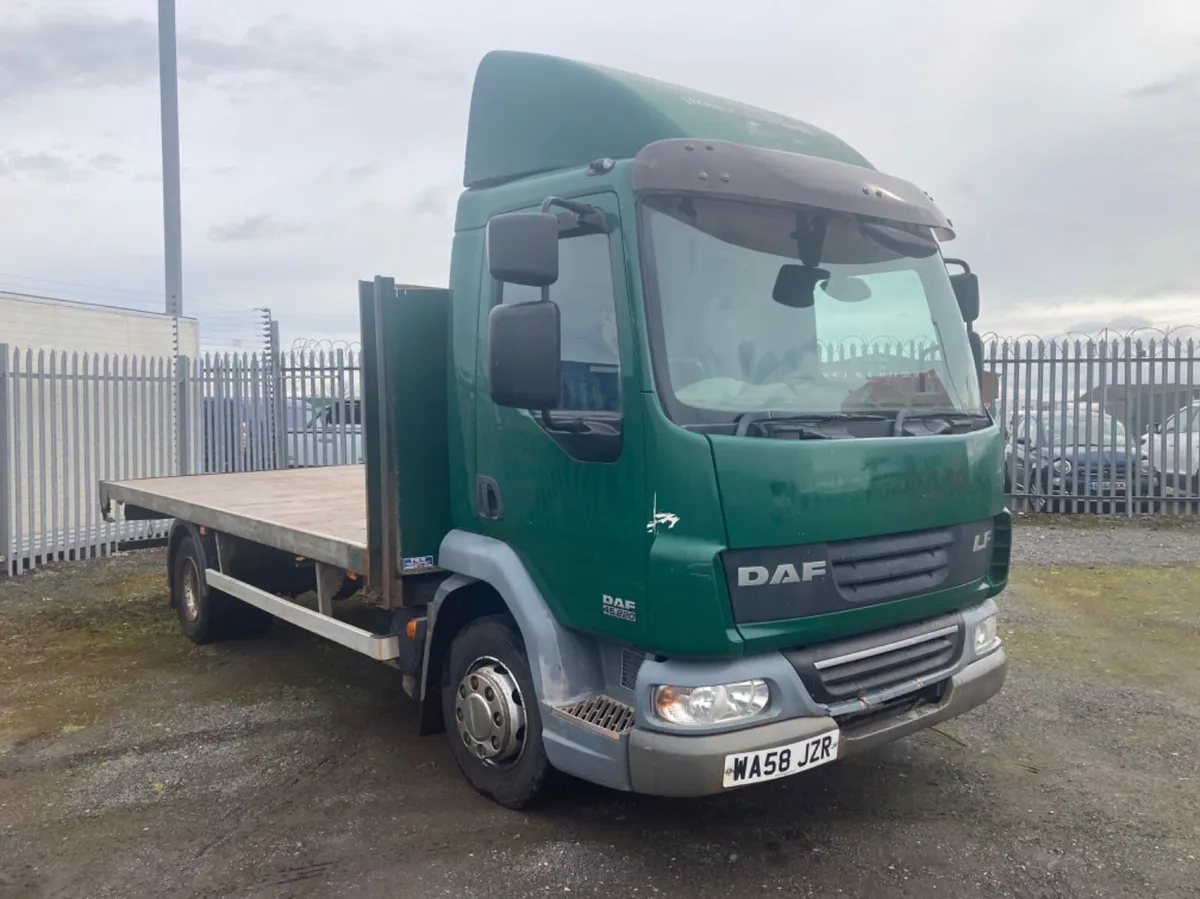 Daf 45/220 12Ton 6 cylinder flat lorry - Image 1