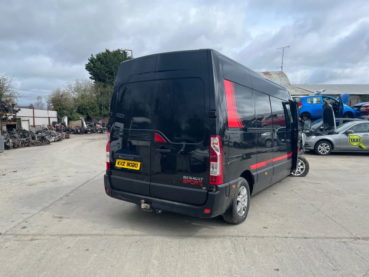 2017 Renault master 2.3 LM35 - Image 3