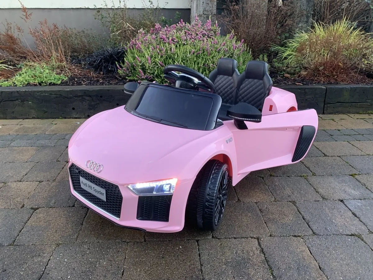 Licensed Audi R8 Spyder 12V Electric Ride On Car (Pink)