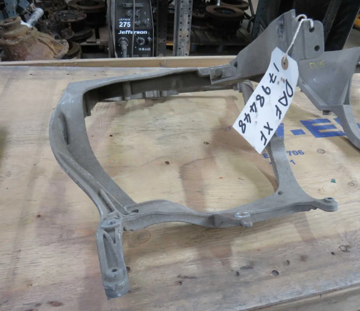 Used DAF XF106 Headlight Bracket L/H 1798448