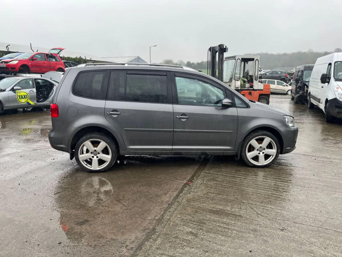 2012 VW Touran 1.6 TDI - Image 3