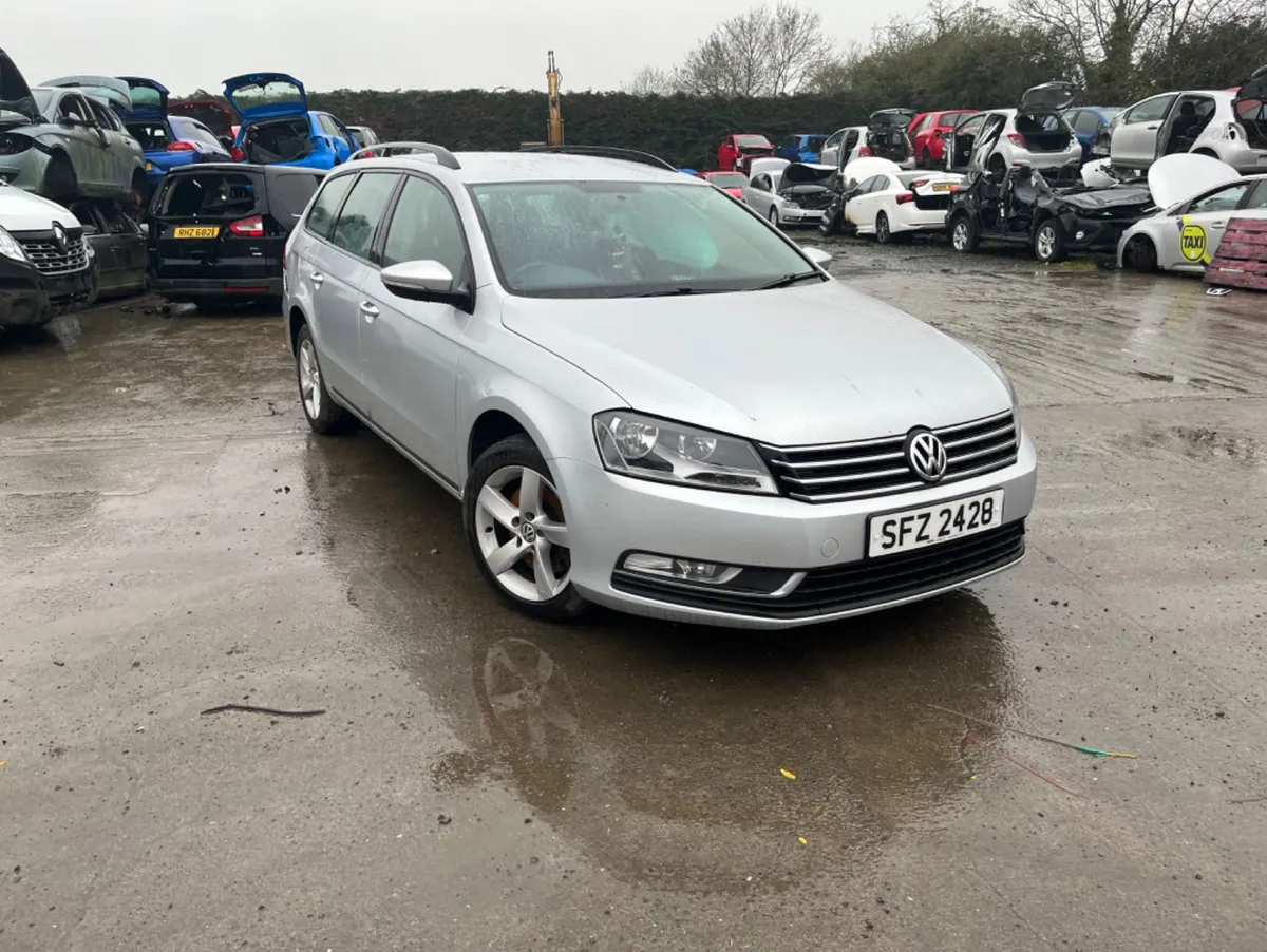 2014 vw Passat 1.6 TDI EST - Image 1