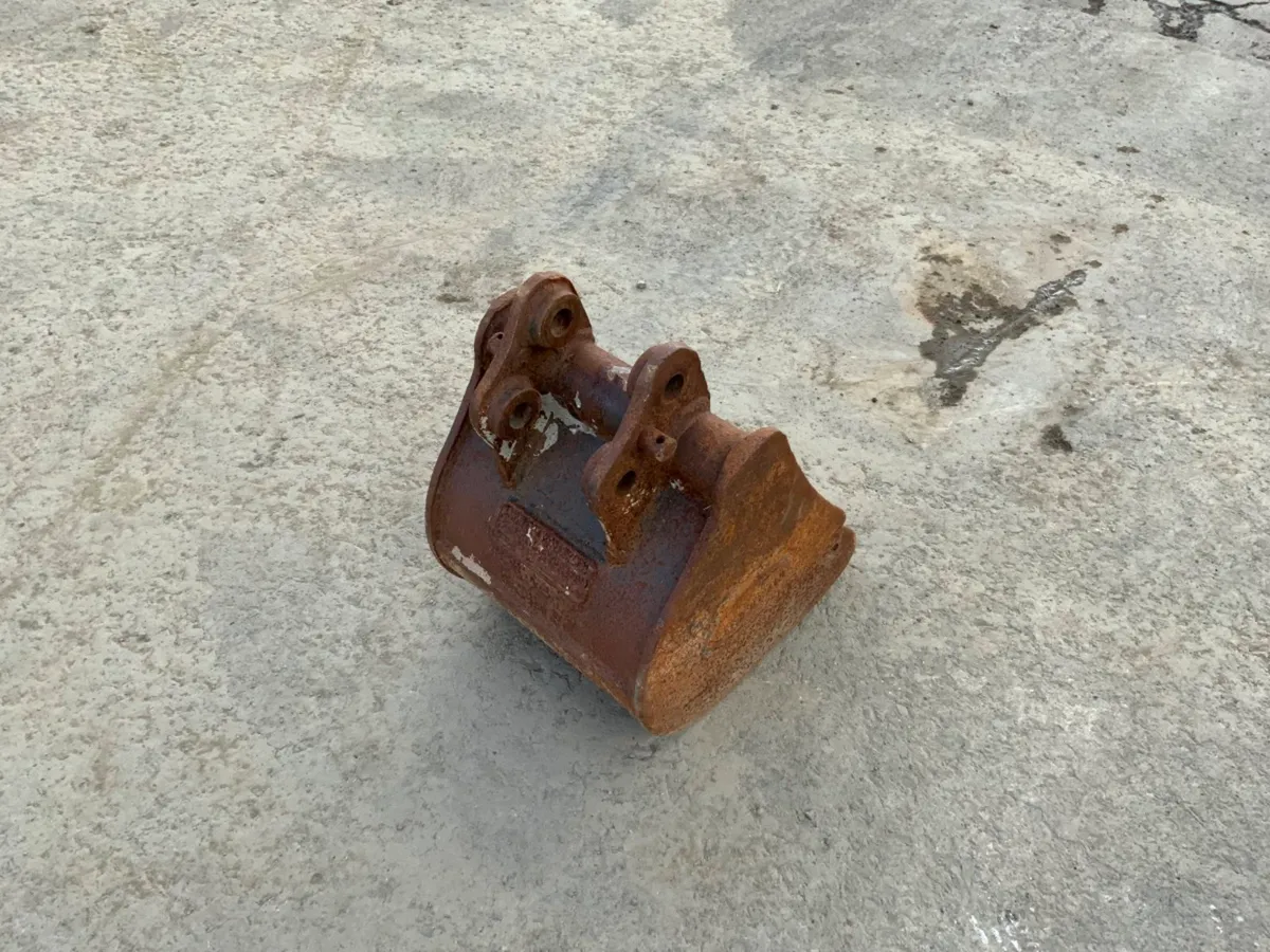 12" MINI DIGGER BUCKET....25mm PINS .....100H - Image 3