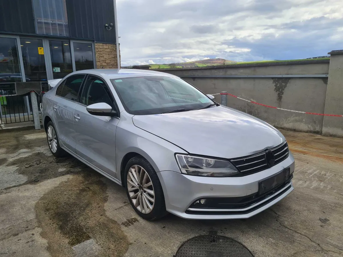 VW JETTA 2016 for parts breaking