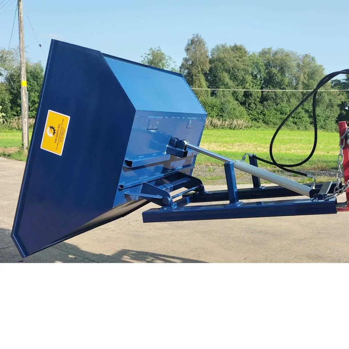 Hydraulic Tipping Skip - Image 3