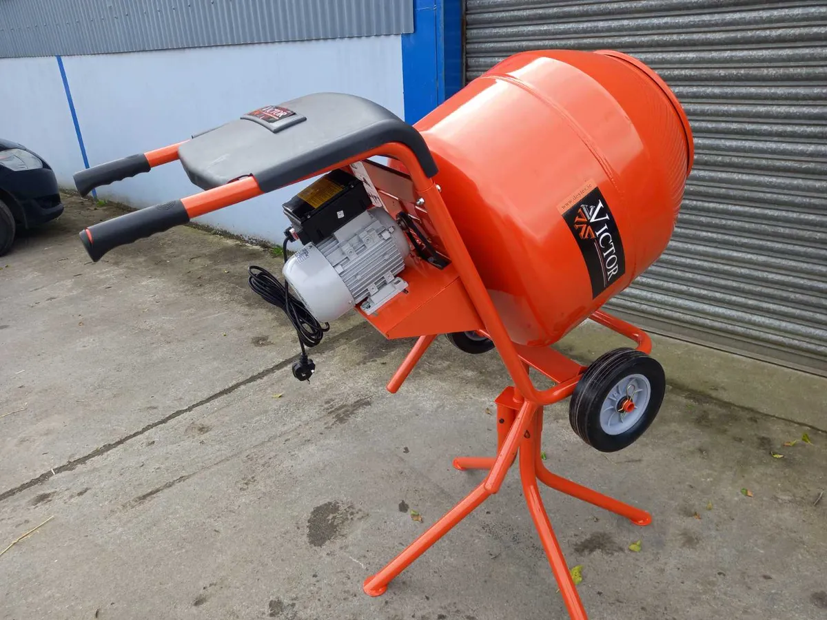 New 240 volt mixer victor