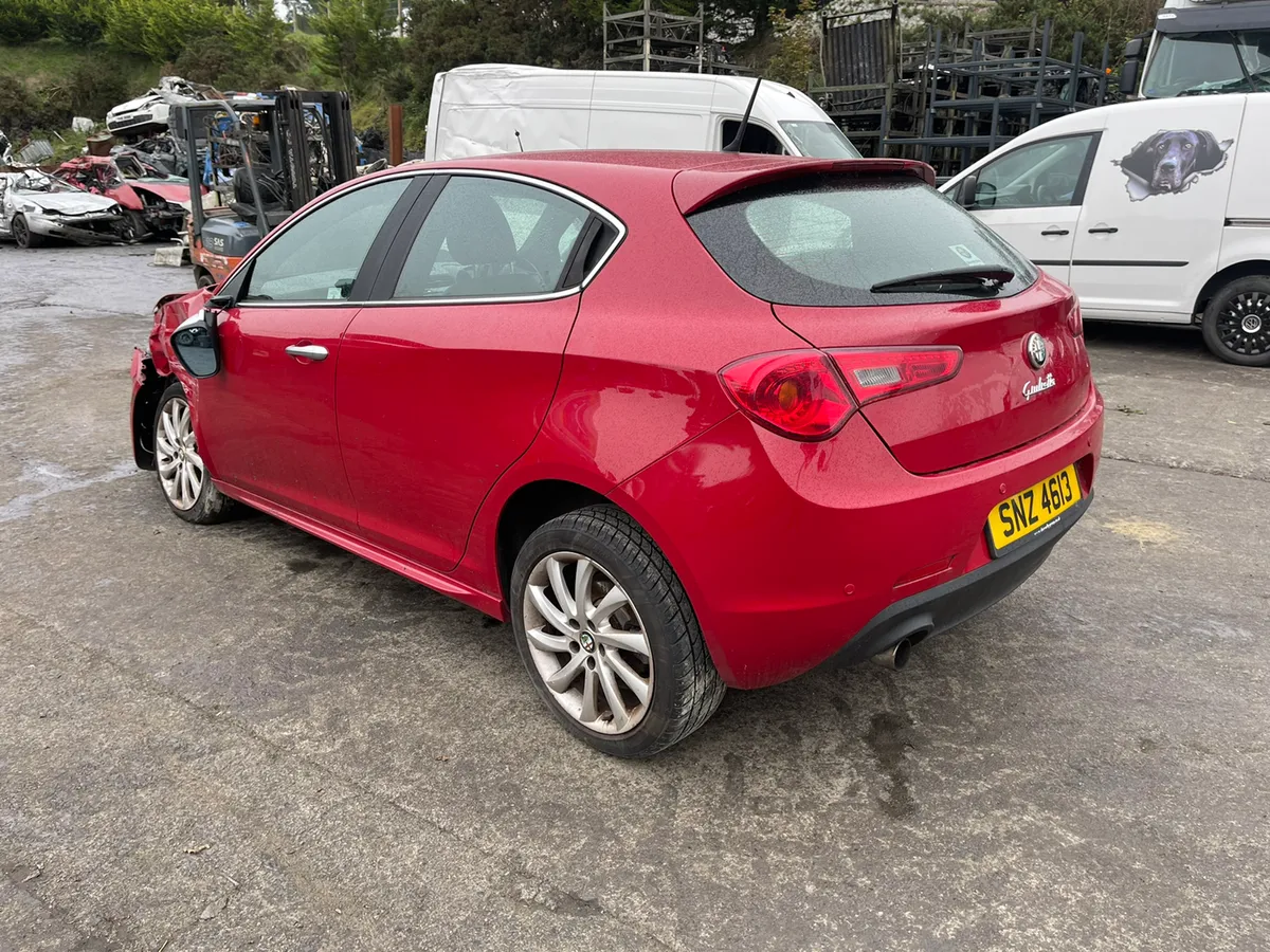 BREAKING 2013 ALFA ROMEO GIULIETTA VELOCE TB - Image 3