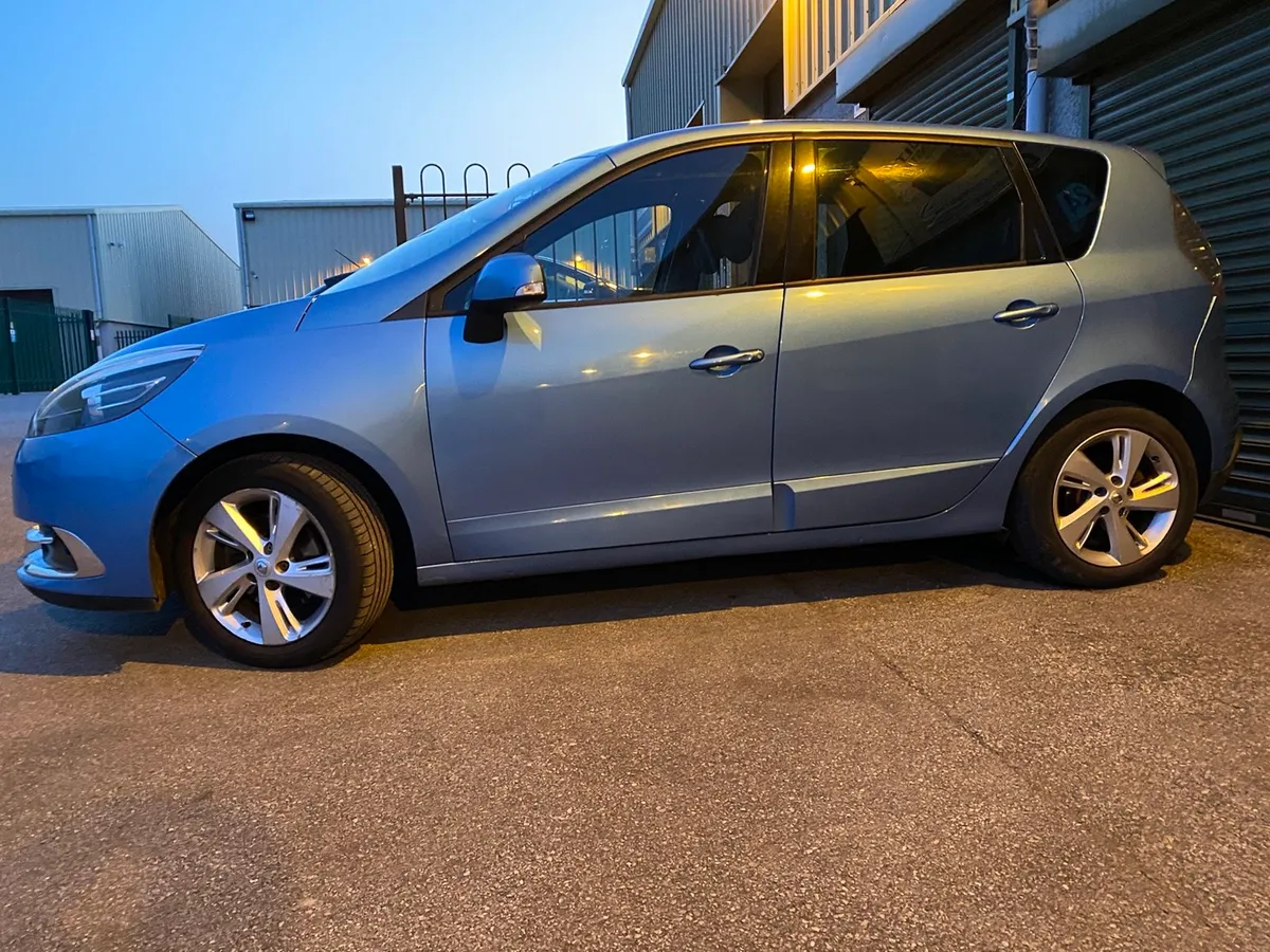 Renault Scenic for breaking (face lift model) - Image 2