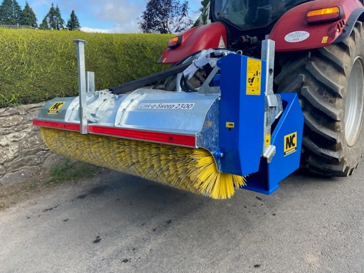 2025 NC Link-A-Sweep 2300 Road Sweeper - Image 4