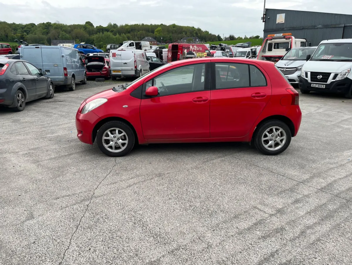 2008 Toyota Yaris 1.0 - Image 2