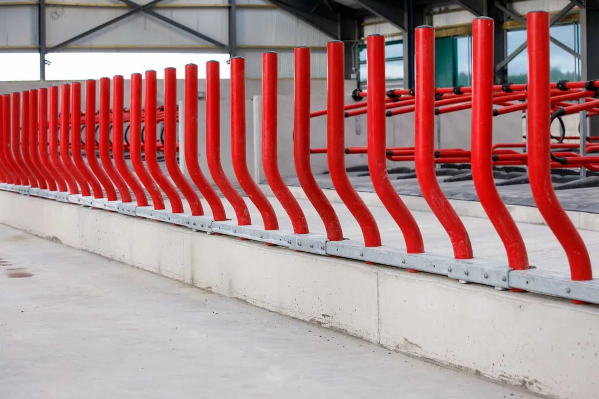 Feed Rail Barrier System - Image 1
