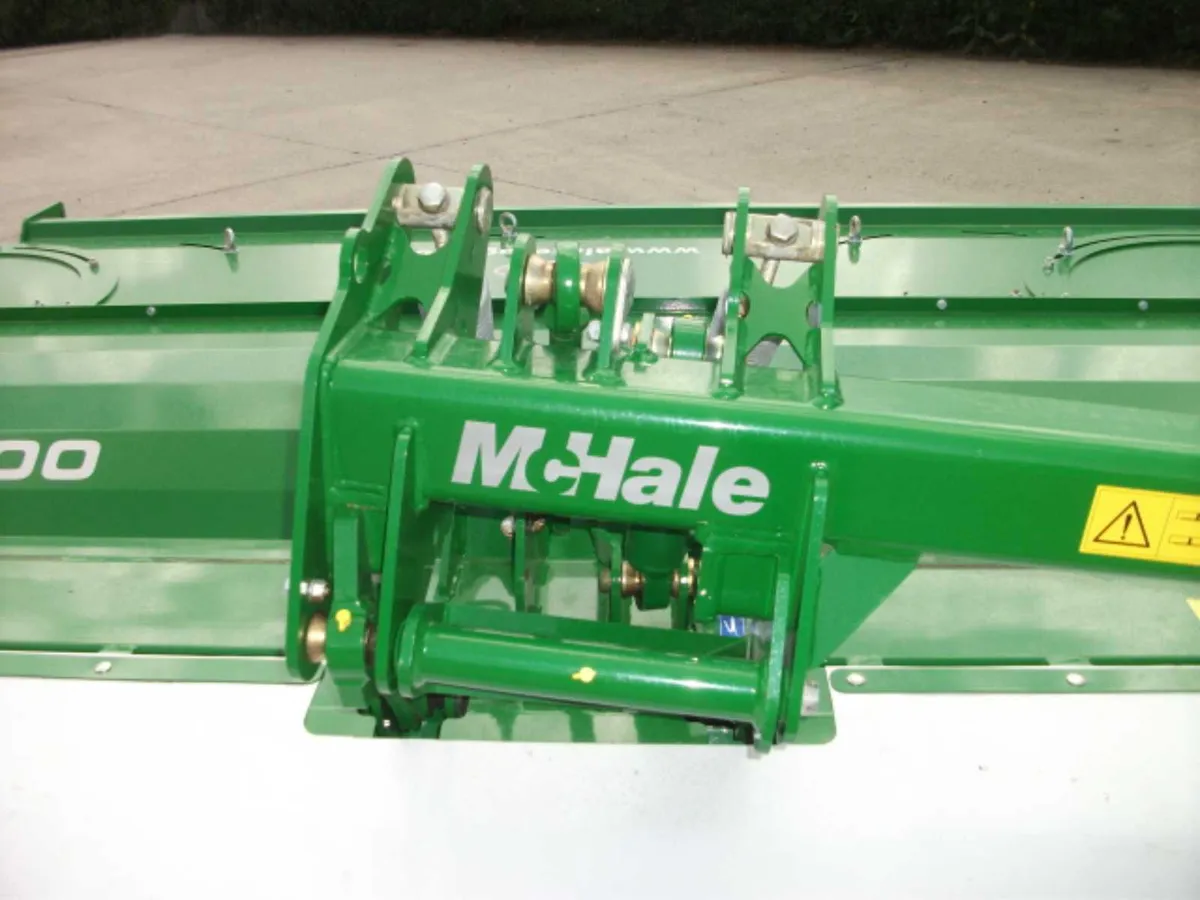 McHale  R 3100   Rear mounted mower conditioner - Image 2