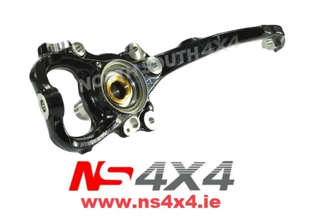 Toyota Amazon 4x4 hub knuckle // all spares - Image 2