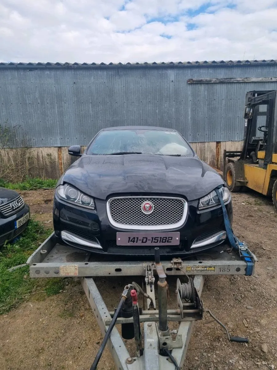 Jaguar XF 2014 3.0d breaking for parts - Image 1