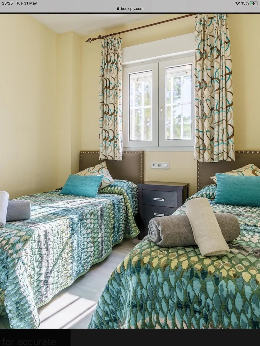 BEACHFRONT 2 BED LUXURIOUS APARTMENT. - Image 4