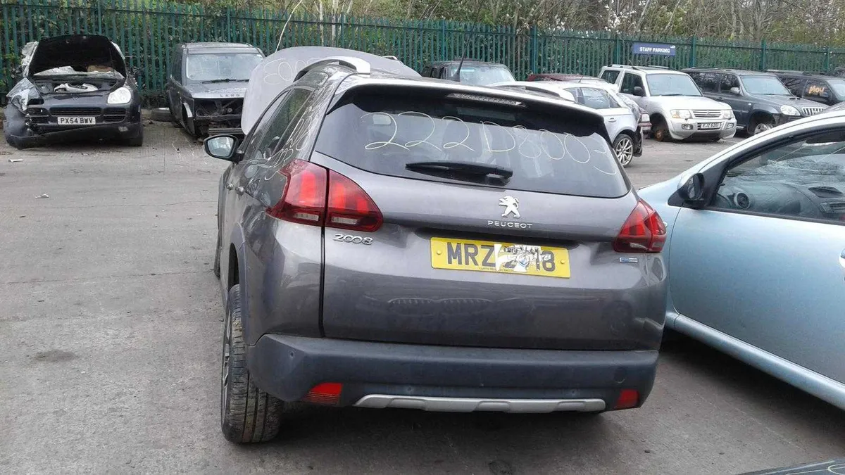 Peugeot 2008, 2017 BREAKING FOR PARTS - Image 1