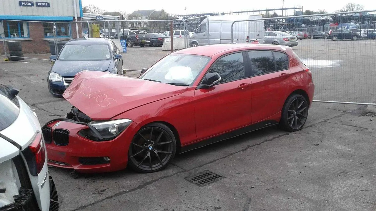 BMW 1-Series, 2012 BREAKING FOR PARTS - Image 1