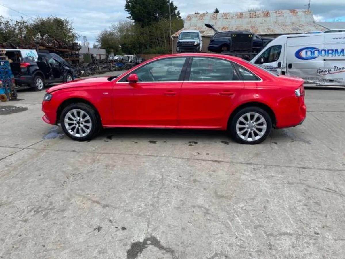 2011 Audi A4 2.0 S Line - Image 2