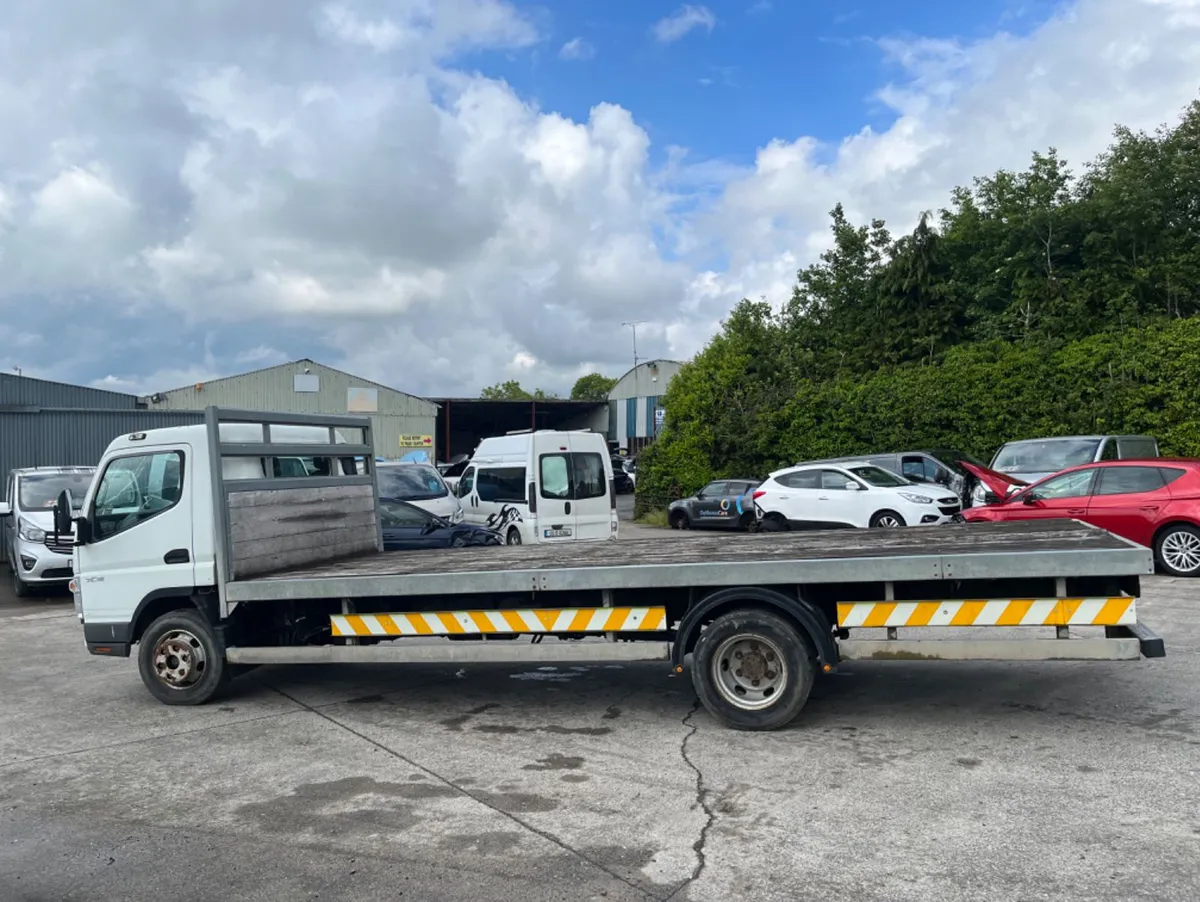 2010 Mitsubishi canter 3.0  7C15J - Image 4