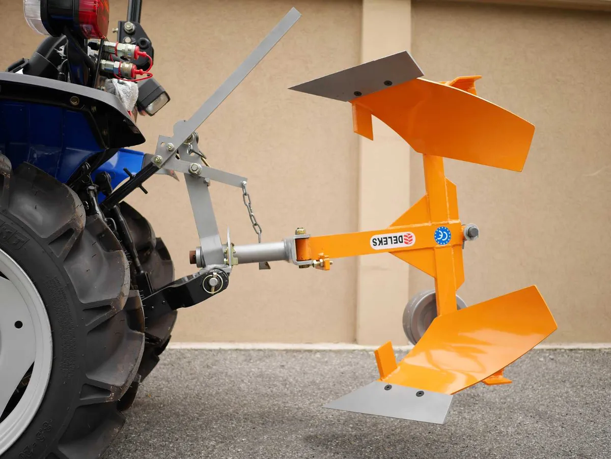 Reversible plough for tractors Yanmar, Kubota..... - Image 3