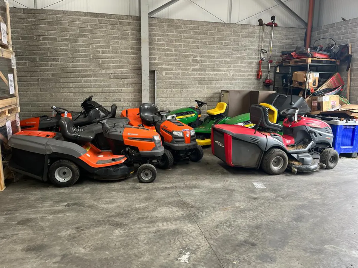 Massive selection of used ride on lawnmowers - Image 2