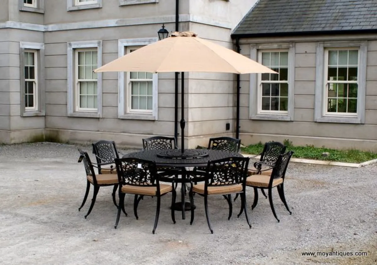 Garden Furniture patio suite - Image 1