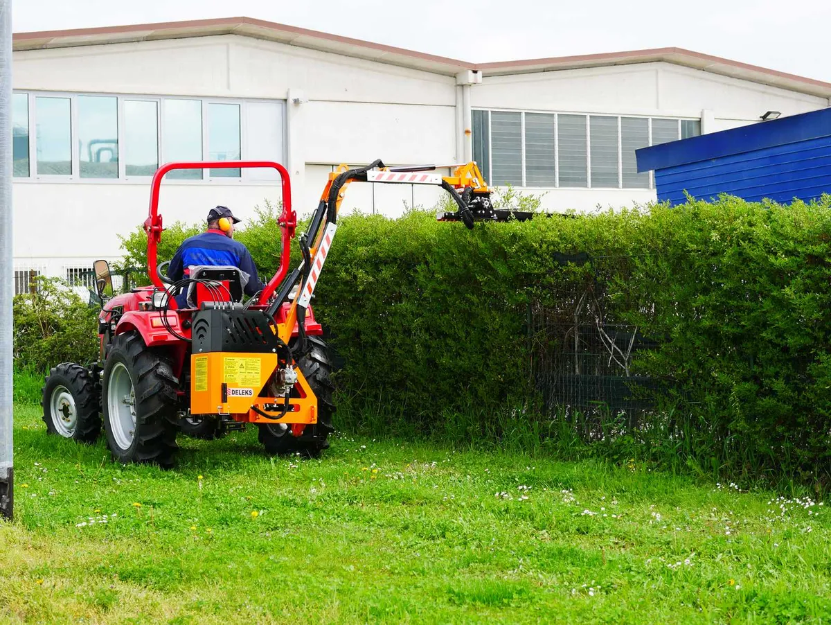 1.3m Fingerbar hedge trimmer hedgecutter - Image 4