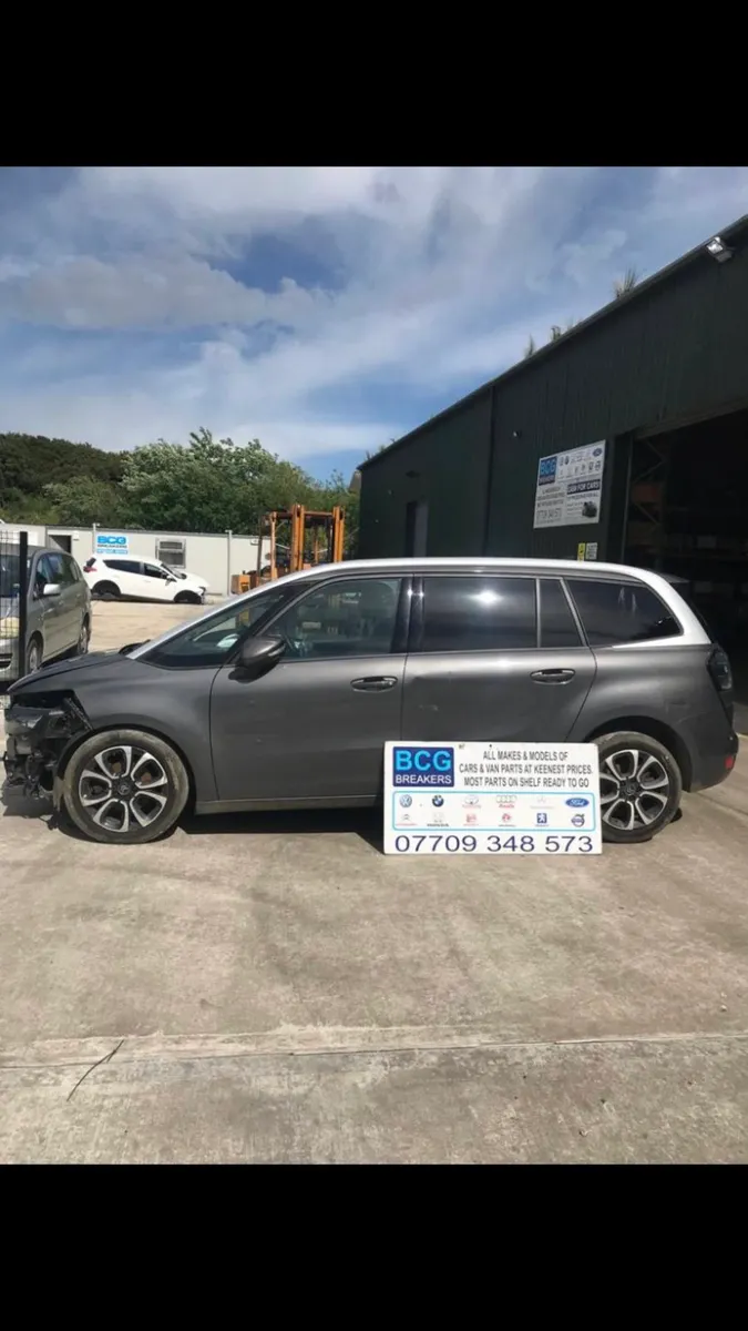 2021 citreon c4 Picasso spacetourer parts breaking - Image 2