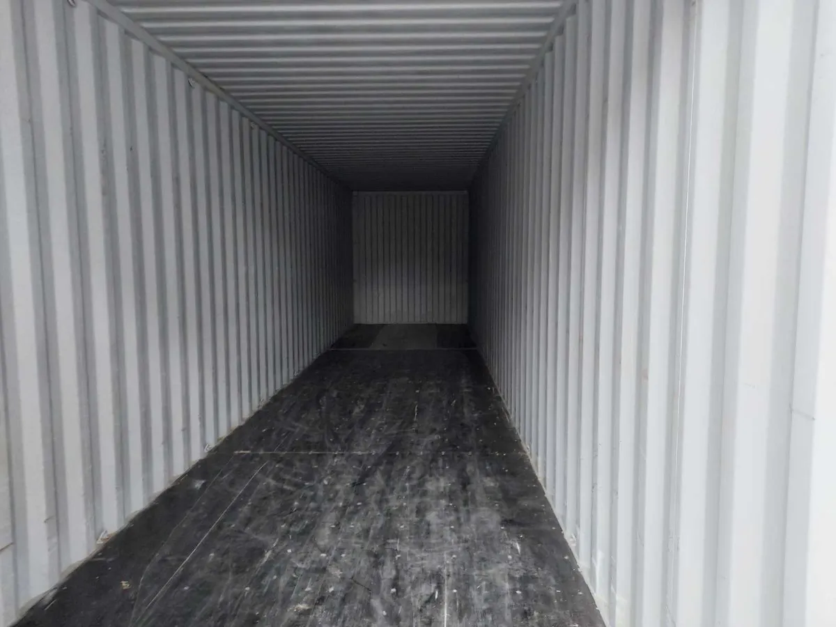 40 ft Container for storage  used once - Image 3