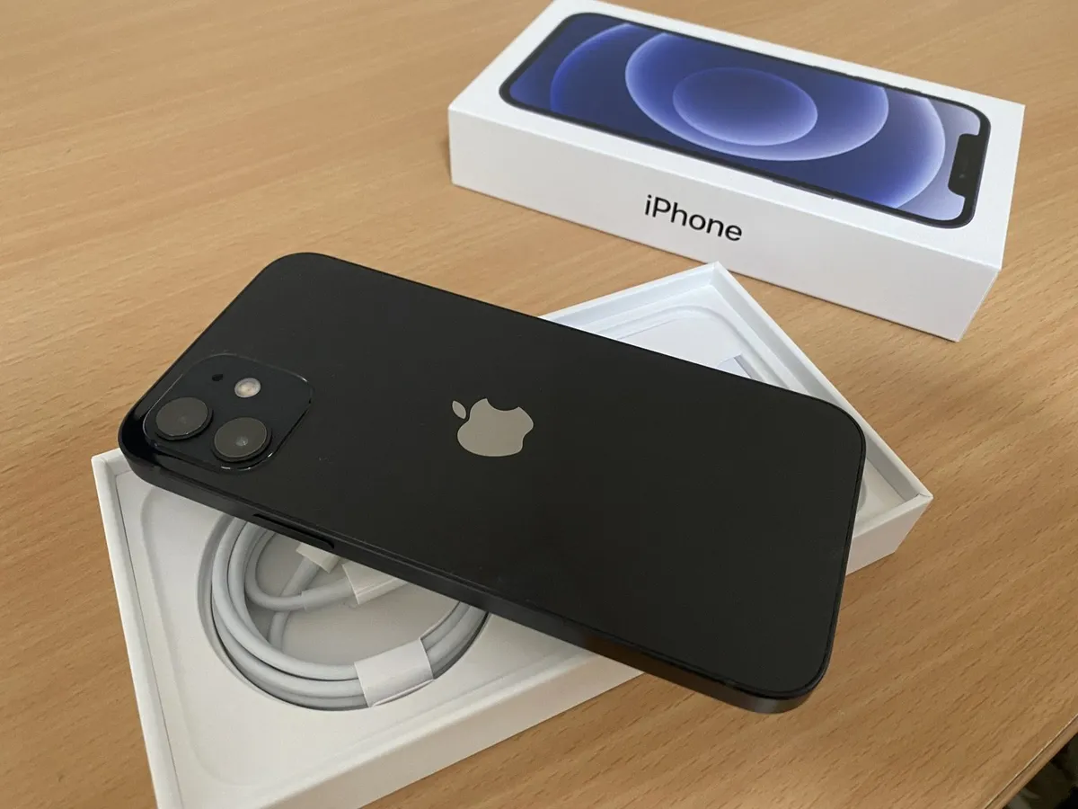 iPhone 12 unlocked - Image 4