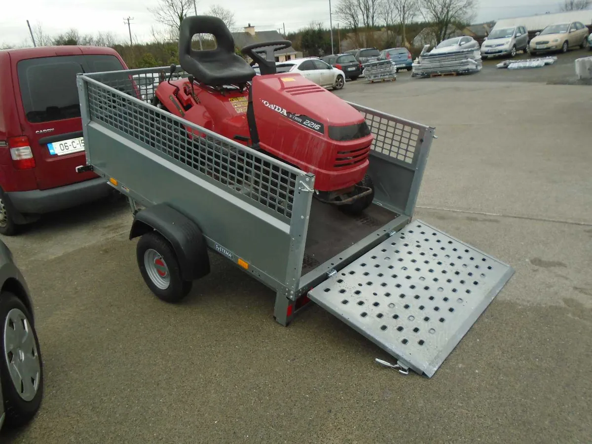 Single  & Twin axle tipping trailers 8ft 3" x 4ft3 - Image 1