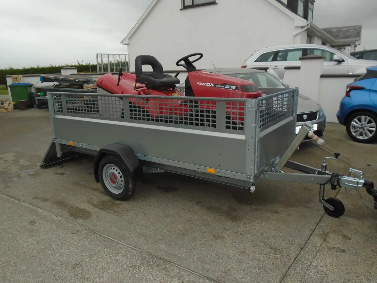 Single  & Twin axle tipping trailers 8ft 3" x 4ft3 - Image 3