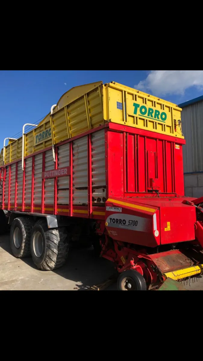 Silage wagon - Image 1