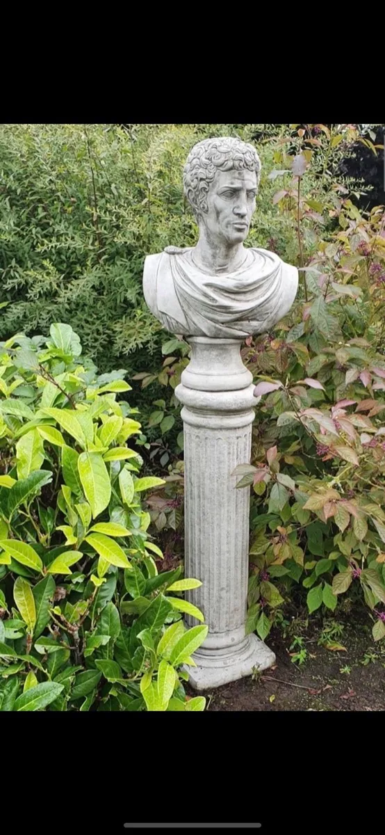 STONE MARC ANTONY BUST ON PLINTH