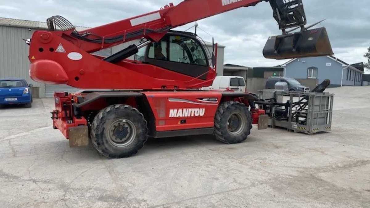 2019 Manitou MRT2550+ Privilege Handler - Image 3