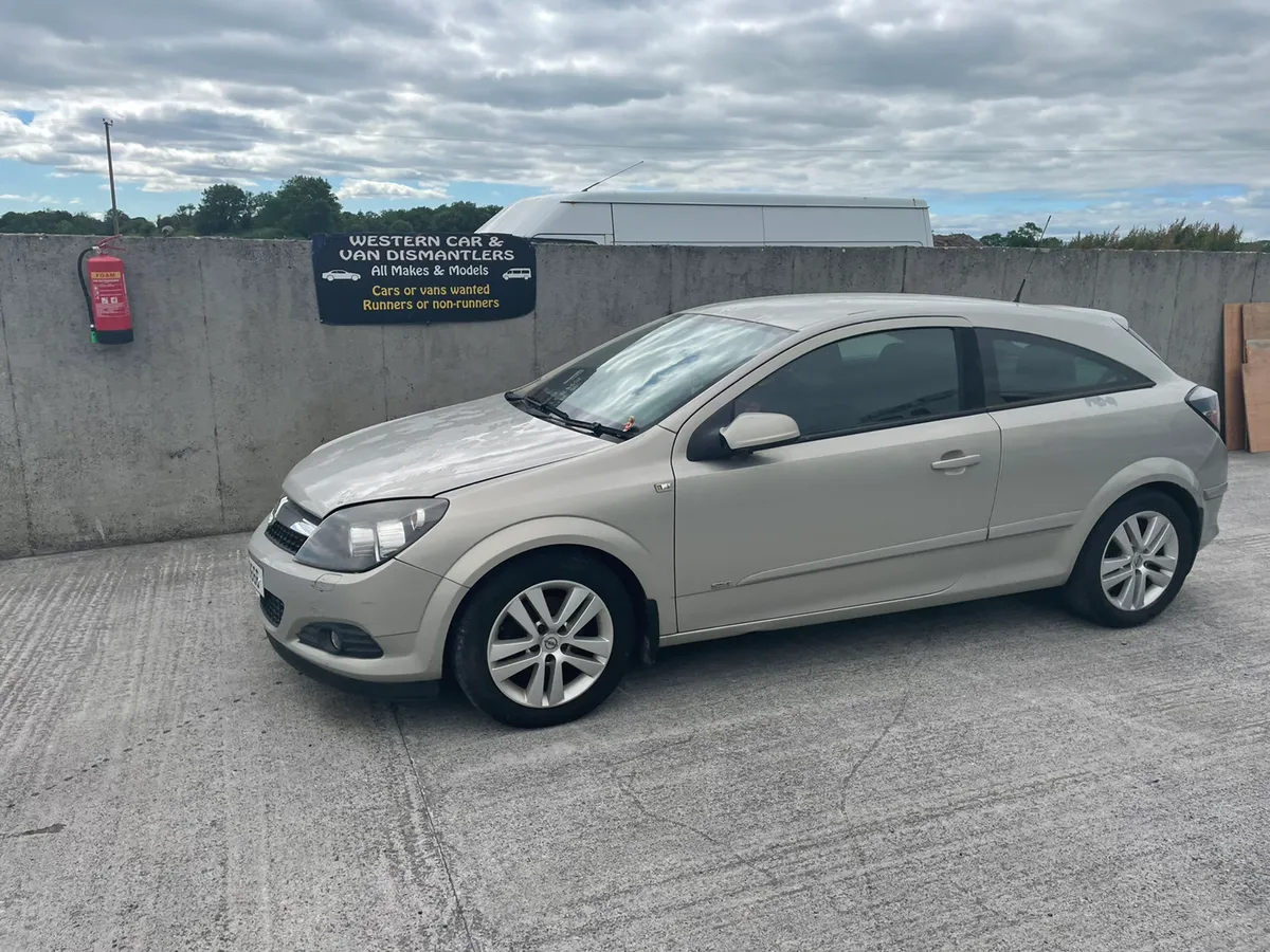 2008 opel Astra 1.4 petrol for dismantling