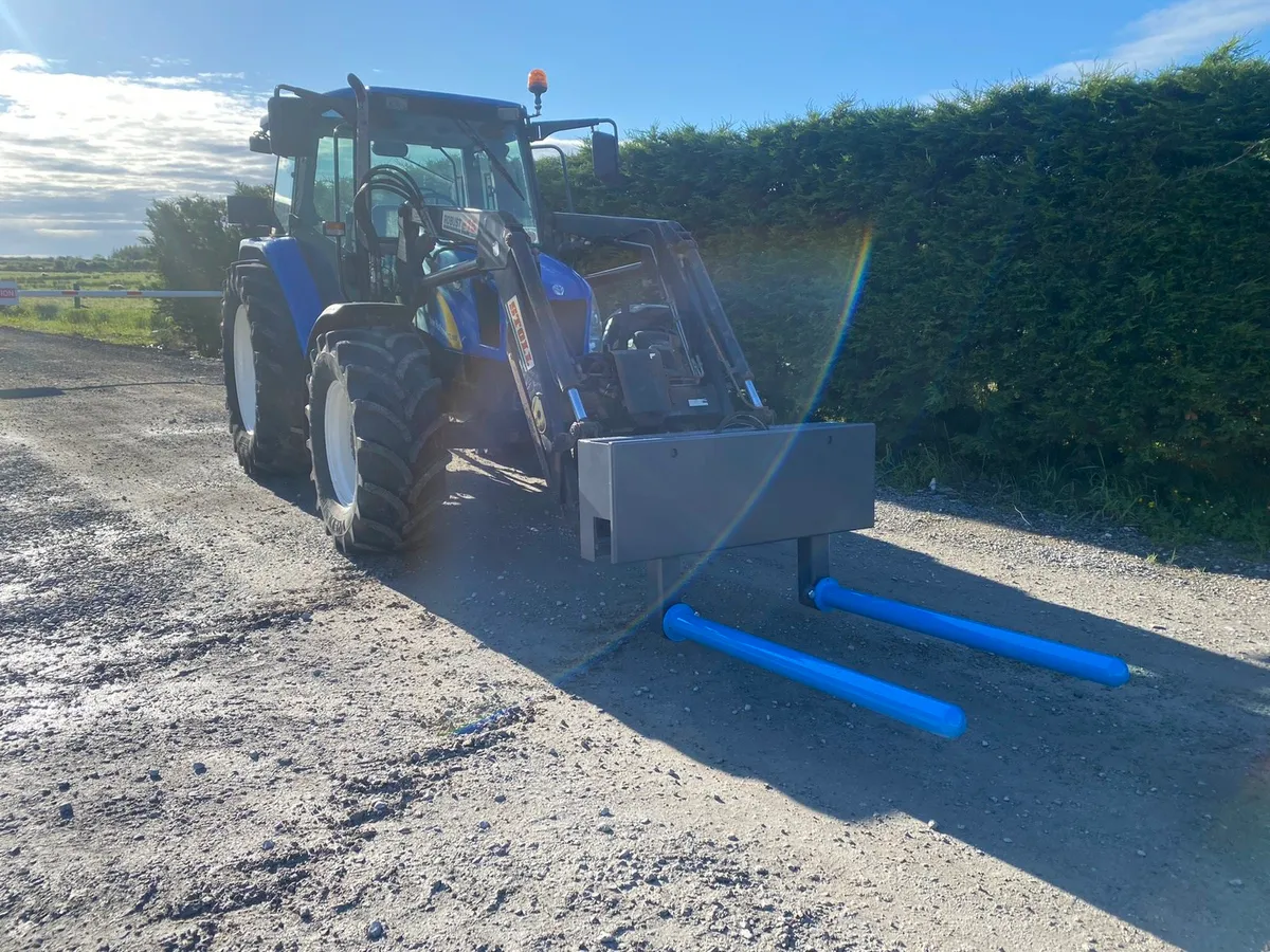 Hydraulic Bale handler